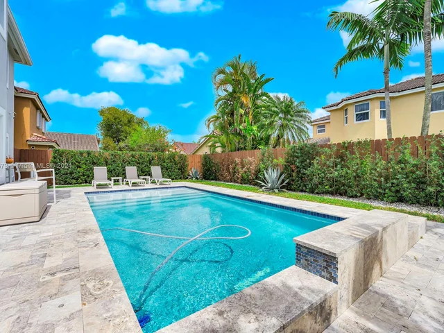 10103 SW 166th Ct, Miami FL 33196