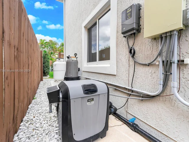 10103 SW 166th Ct, Miami FL 33196