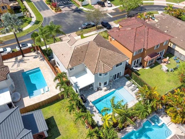 10103 SW 166th Ct, Miami FL 33196