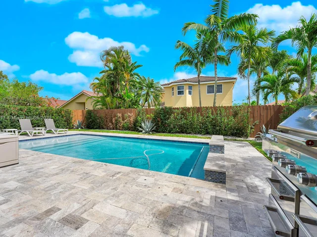 10103 SW 166th Ct, Miami FL 33196