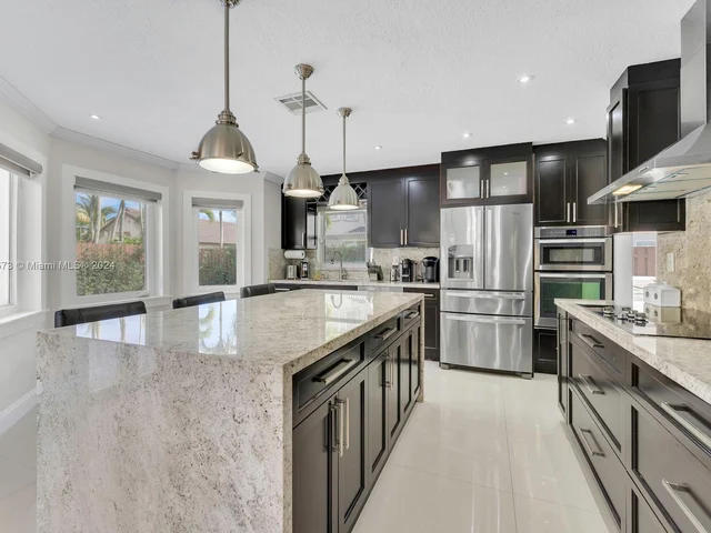 10103 SW 166th Ct, Miami FL 33196