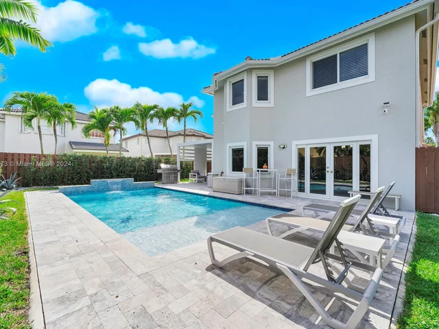 10103 SW 166th Ct, Miami FL 33196