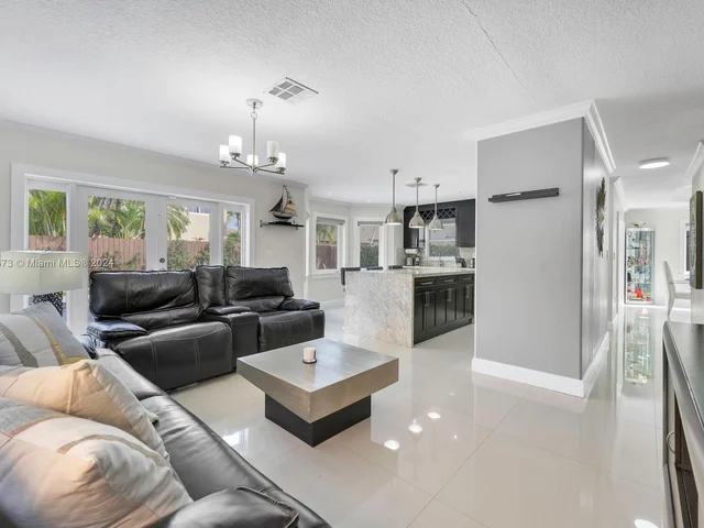 10103 SW 166th Ct, Miami FL 33196