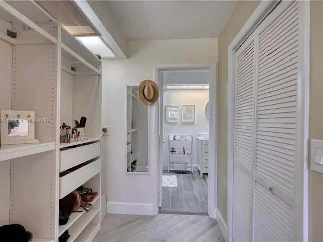 7520 La Paz Blvd # 206, Boca Raton FL 33433