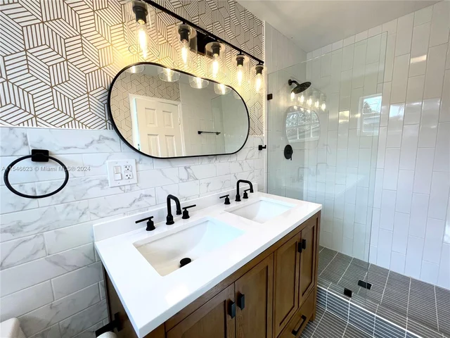 2412 Andros Ln, Fort Lauderdale FL 33312