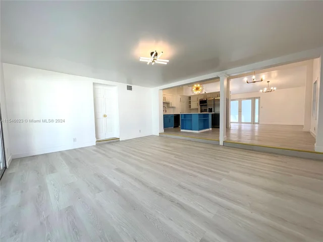 2412 Andros Ln, Fort Lauderdale FL 33312