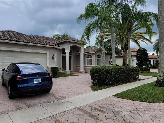 148 NW 108th WAY, Plantation FL 33324