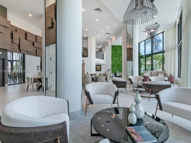 1000 W Island Blvd # 311, Aventura FL 33160