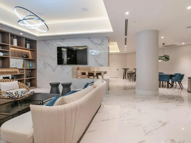 1000 W Island Blvd # 311, Aventura FL 33160