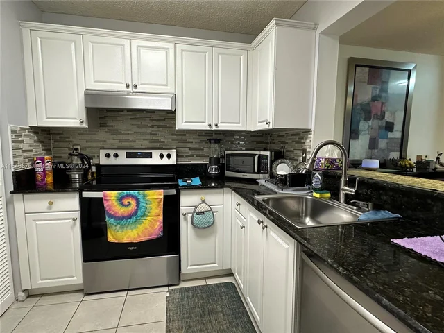 1450 SE 3rd Ave # 206, Dania Beach FL 33004