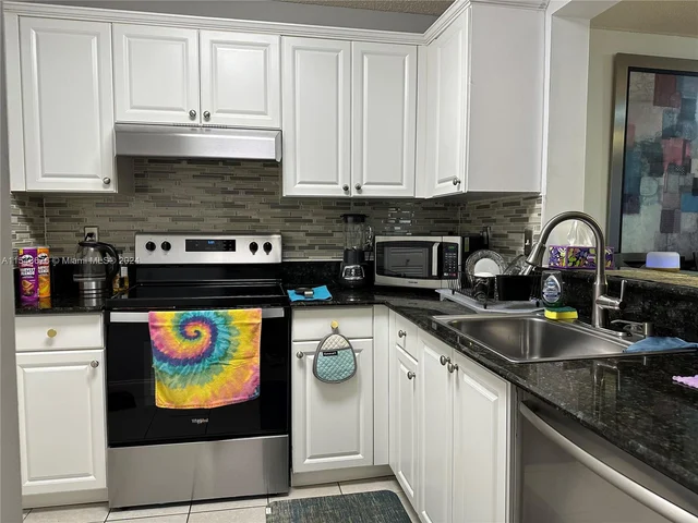 1450 SE 3rd Ave # 206, Dania Beach FL 33004