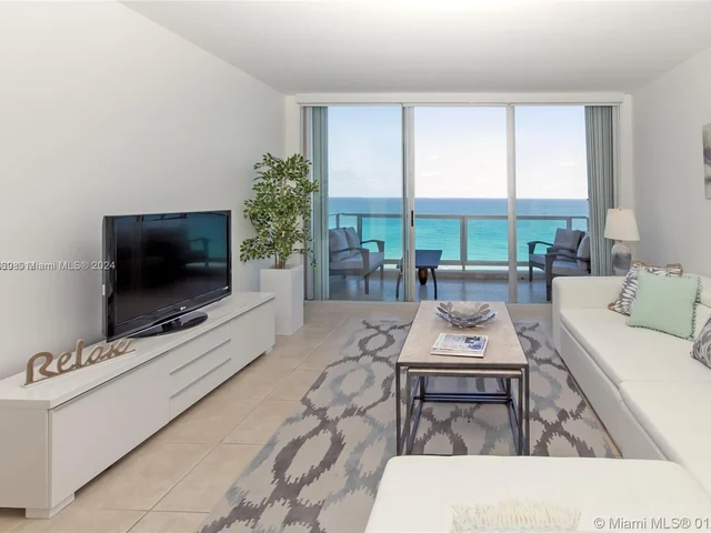 5161 Collins Ave # 1717, Miami Beach FL 33140