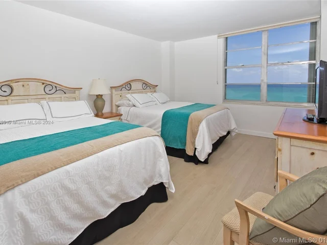 5161 Collins Ave # 1717, Miami Beach FL 33140