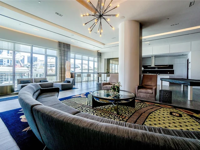 17301 Biscayne Blvd # 207, North Miami Beach FL 33160