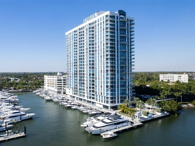 17301 Biscayne Blvd # 207, North Miami Beach FL 33160