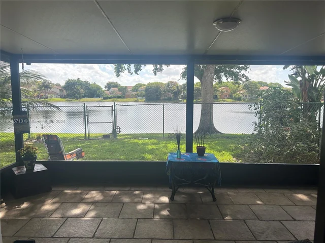 224 NW 106th Ter # 0, Pembroke Pines FL 33026