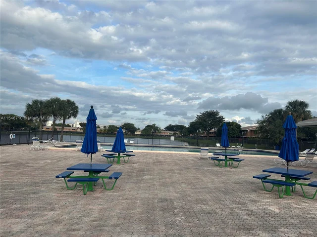 224 NW 106th Ter # 0, Pembroke Pines FL 33026