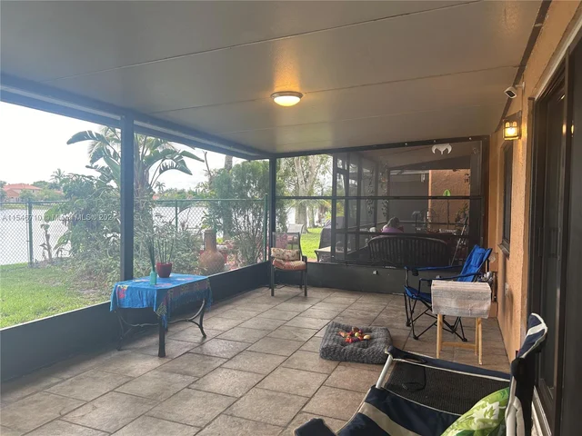 224 NW 106th Ter # 0, Pembroke Pines FL 33026