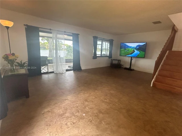 224 NW 106th Ter # 0, Pembroke Pines FL 33026
