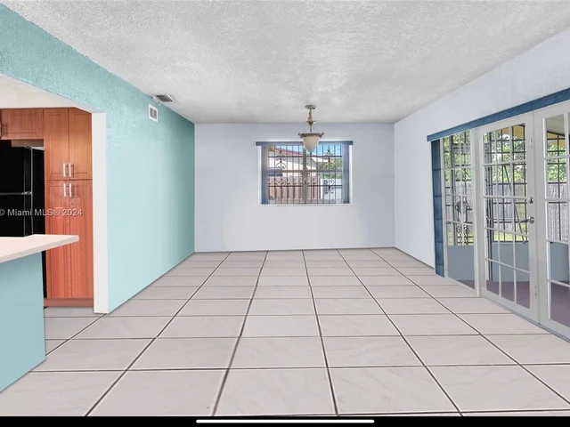 975 NW 199th St, Miami Gardens FL 33169