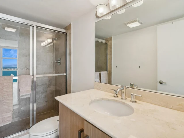 10275 Collins Ave # 1221, Bal Harbour FL 33154