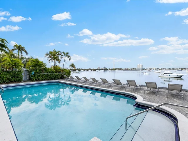 7928 West Dr # 405, North Bay Village FL 33141