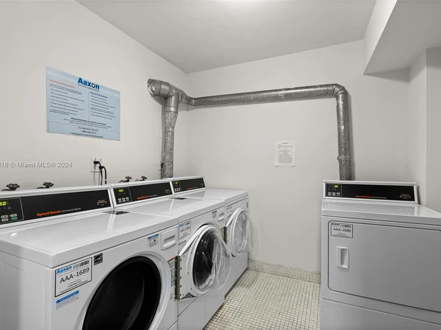 7928 West Dr # 405, North Bay Village FL 33141