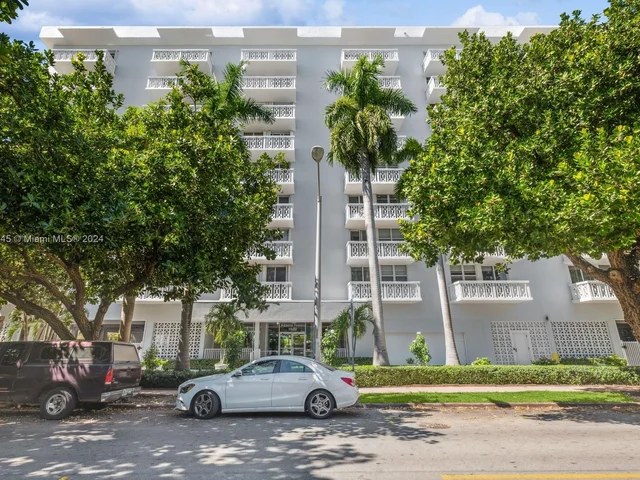 1020 Meridian Ave # 401, Miami Beach FL 33139