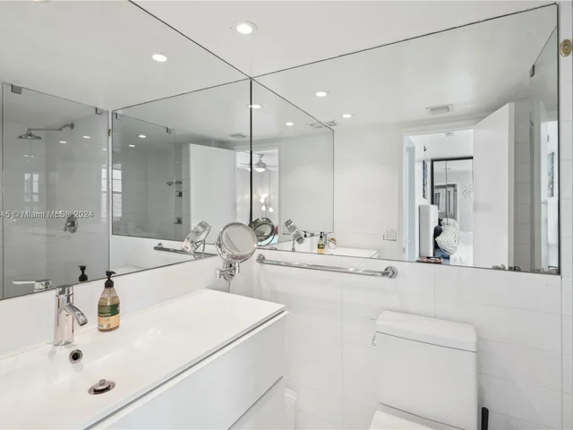 1020 Meridian Ave # 401, Miami Beach FL 33139