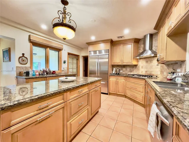 5800 SW 33rd Ave, Hollywood FL 33312