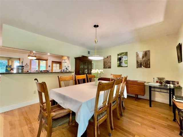 5800 SW 33rd Ave, Hollywood FL 33312