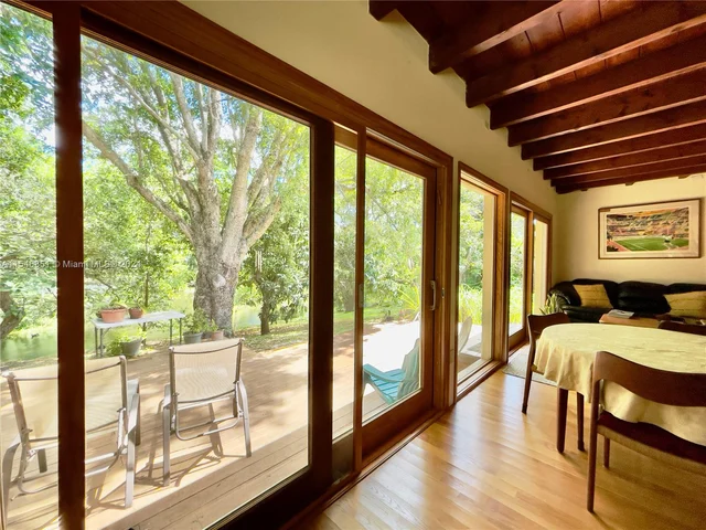 5800 SW 33rd Ave, Hollywood FL 33312