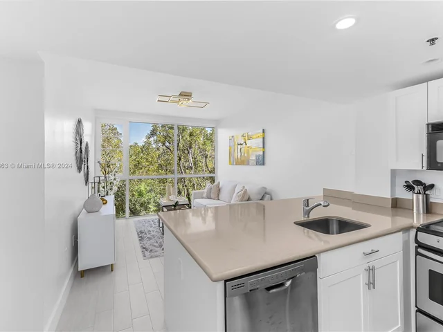 2756 Day Ave # 401, Miami FL 33133