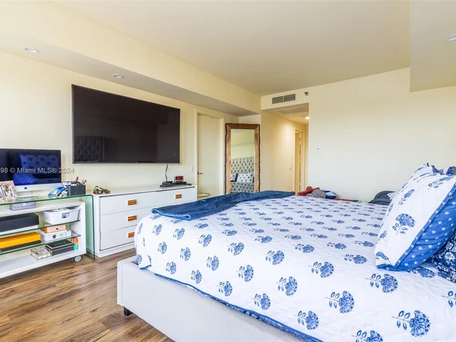 3801 NE 207th St # 504, Aventura FL 33180