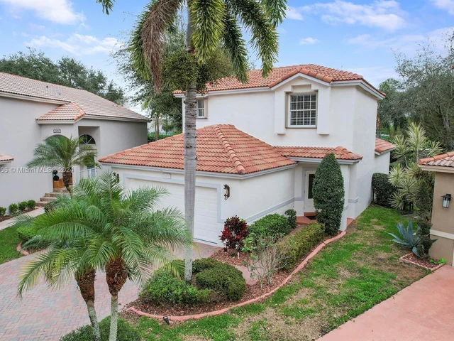 6424 Egret Ave, Coconut Creek FL 33073