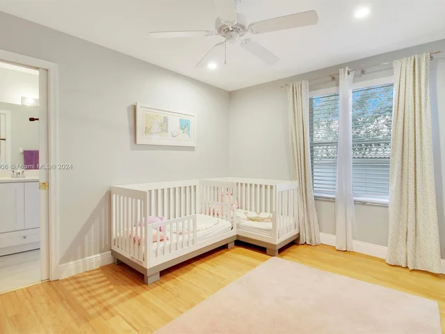 6424 Egret Ave, Coconut Creek FL 33073