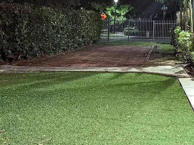 1401 SW 15th St, Miami FL 33145