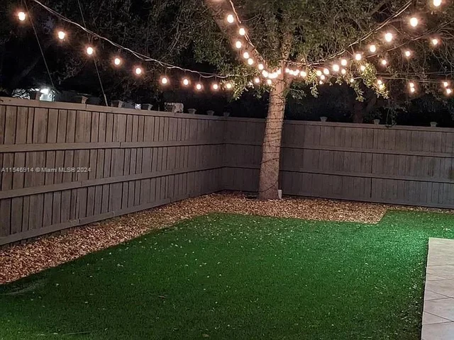 1401 SW 15th St, Miami FL 33145