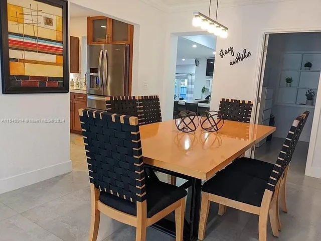 1401 SW 15th St, Miami FL 33145