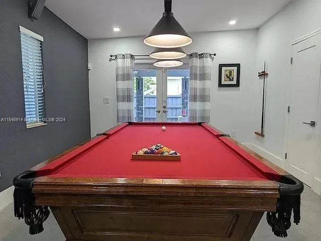 1401 SW 15th St, Miami FL 33145