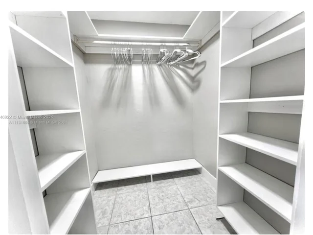 11840 NE 19th Dr # 28, North Miami FL 33181