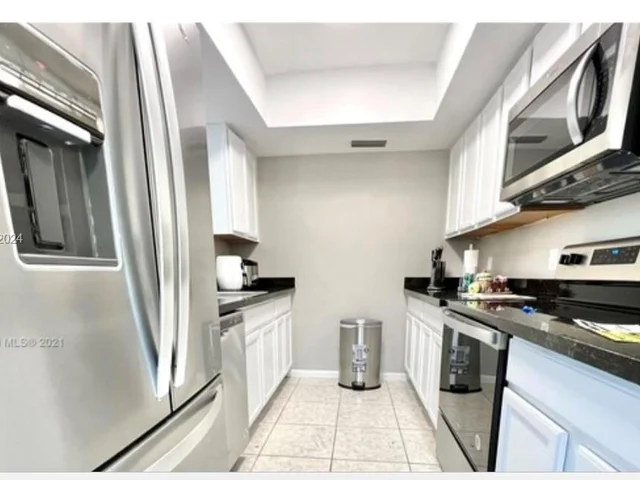 11840 NE 19th Dr # 28, North Miami FL 33181