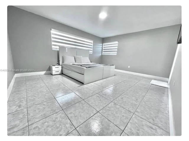 11840 NE 19th Dr # 28, North Miami FL 33181