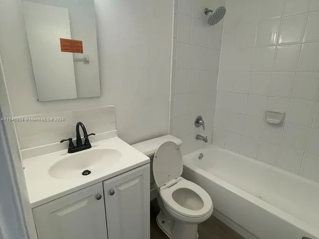 15280 SW 80th St # 11, Miami FL 33193