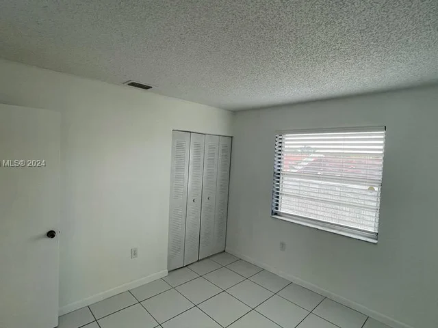 15280 SW 80th St # 11, Miami FL 33193
