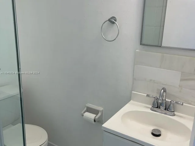 15280 SW 80th St # 11, Miami FL 33193