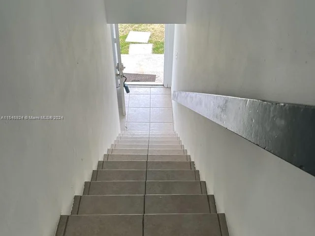 15280 SW 80th St # 11, Miami FL 33193