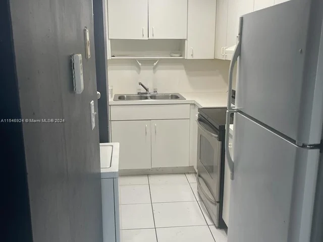 15280 SW 80th St # 11, Miami FL 33193