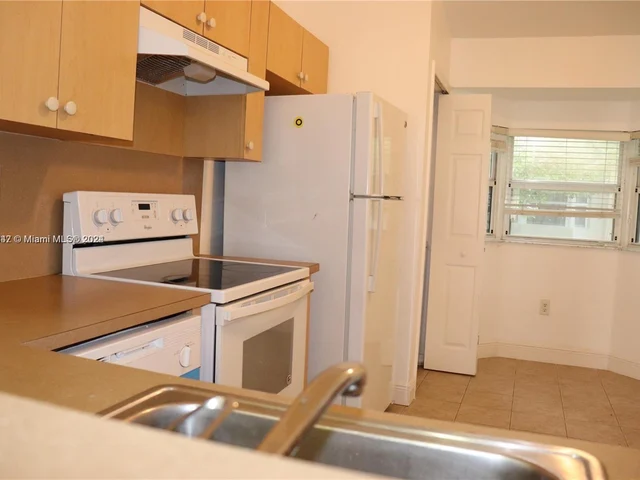 2910 SE 13th Rd # 44, Homestead FL 33035