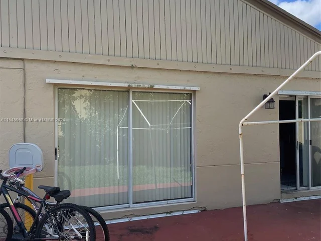 11937 SW 272nd Ter, Homestead FL 33032